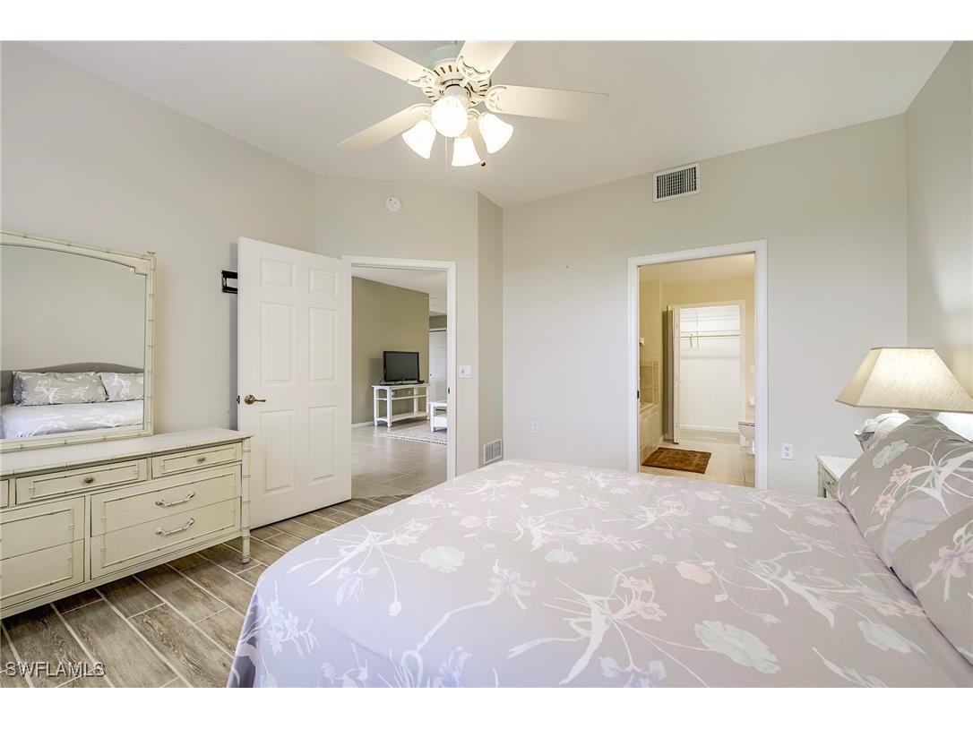 3010 Meandering Way #102 Fort Myers FL 33905 225074141 image34