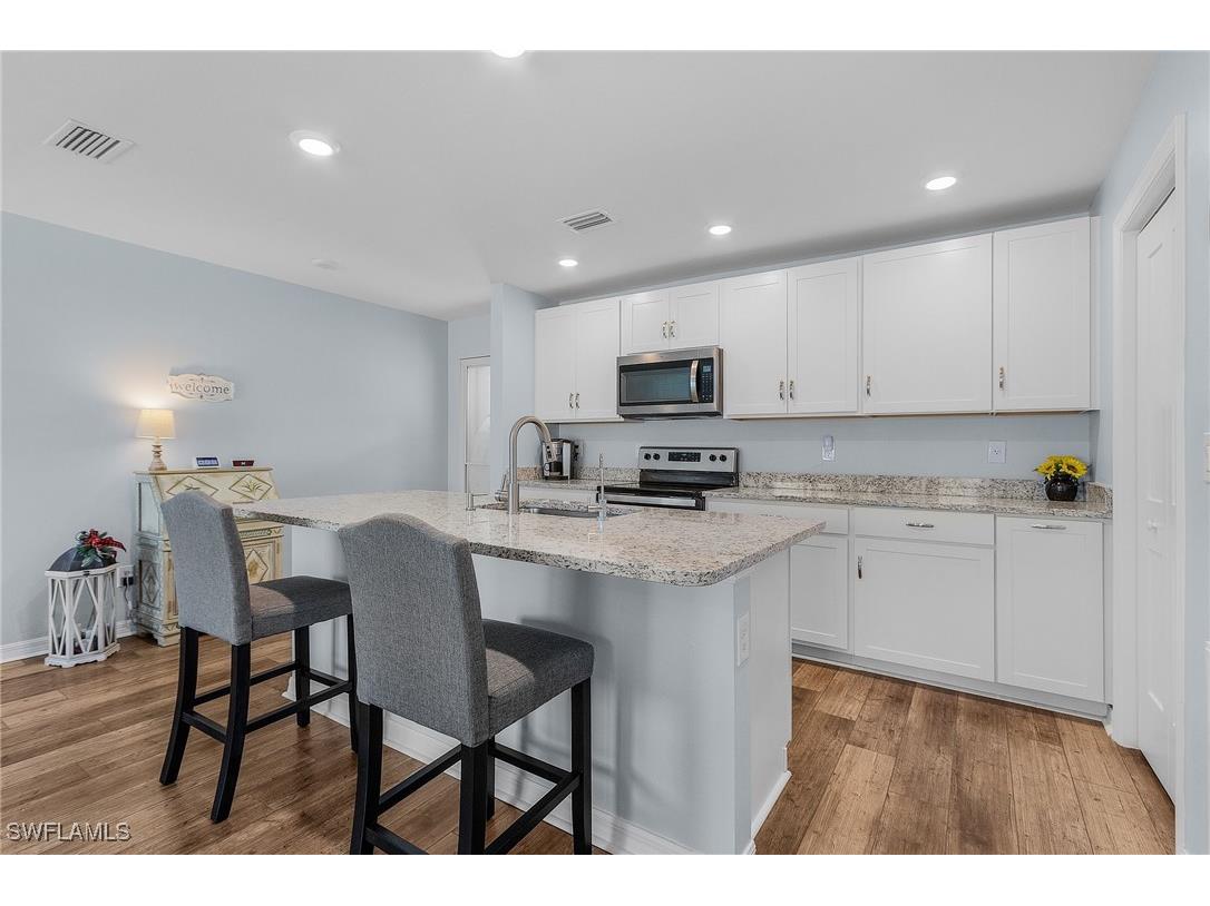 3010 NE 6th Place Cape Coral FL 33909 224076739 image6