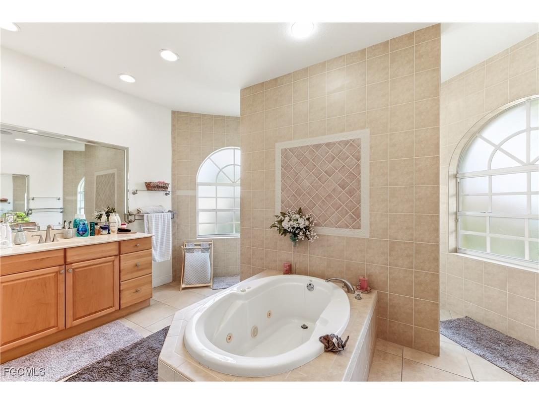 3010 SW 29th Avenue Cape Coral FL 33914 224099310 image11