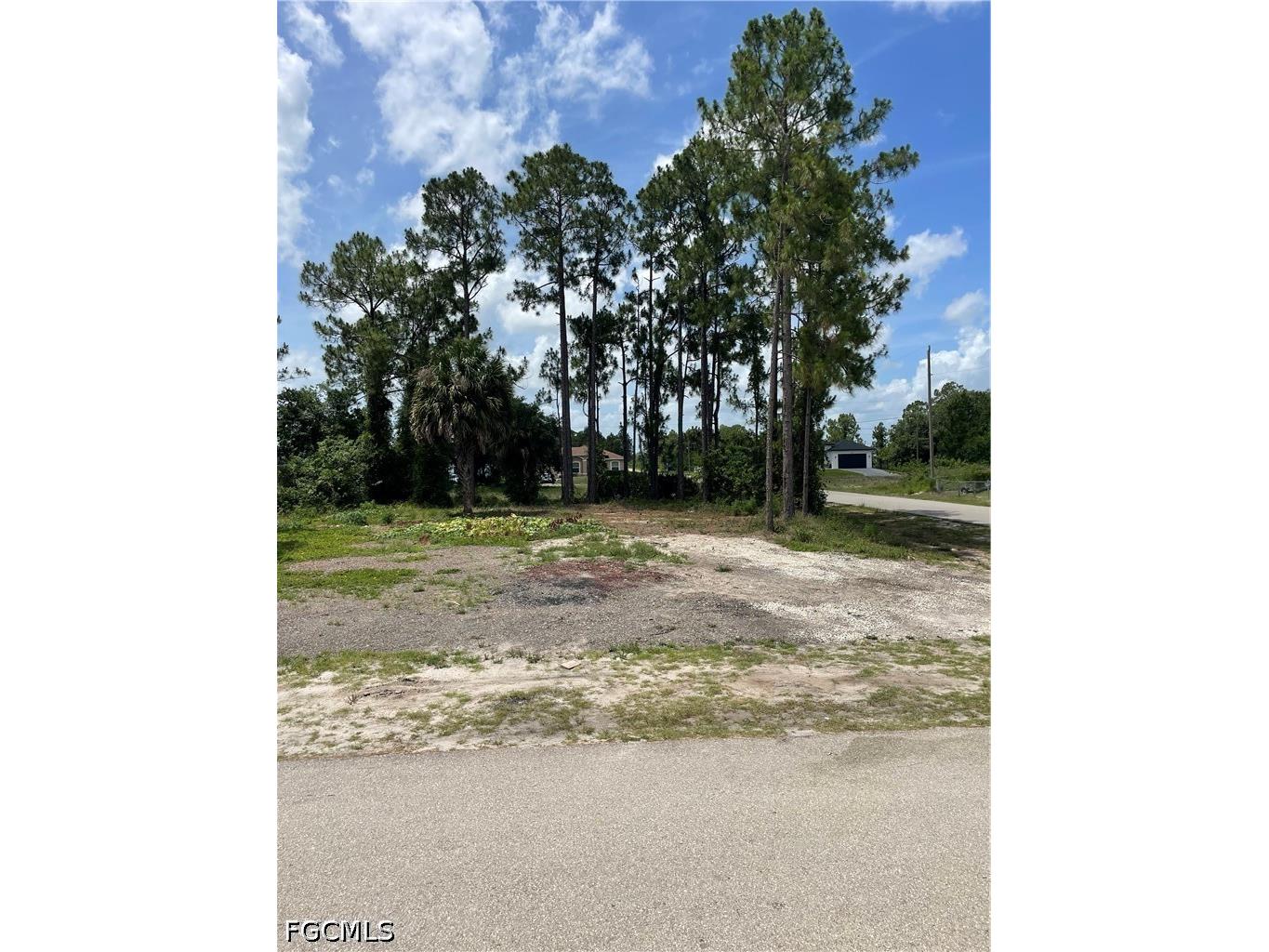 3011 33rd Street SW Lehigh Acres FL 33976 2026023669 image3