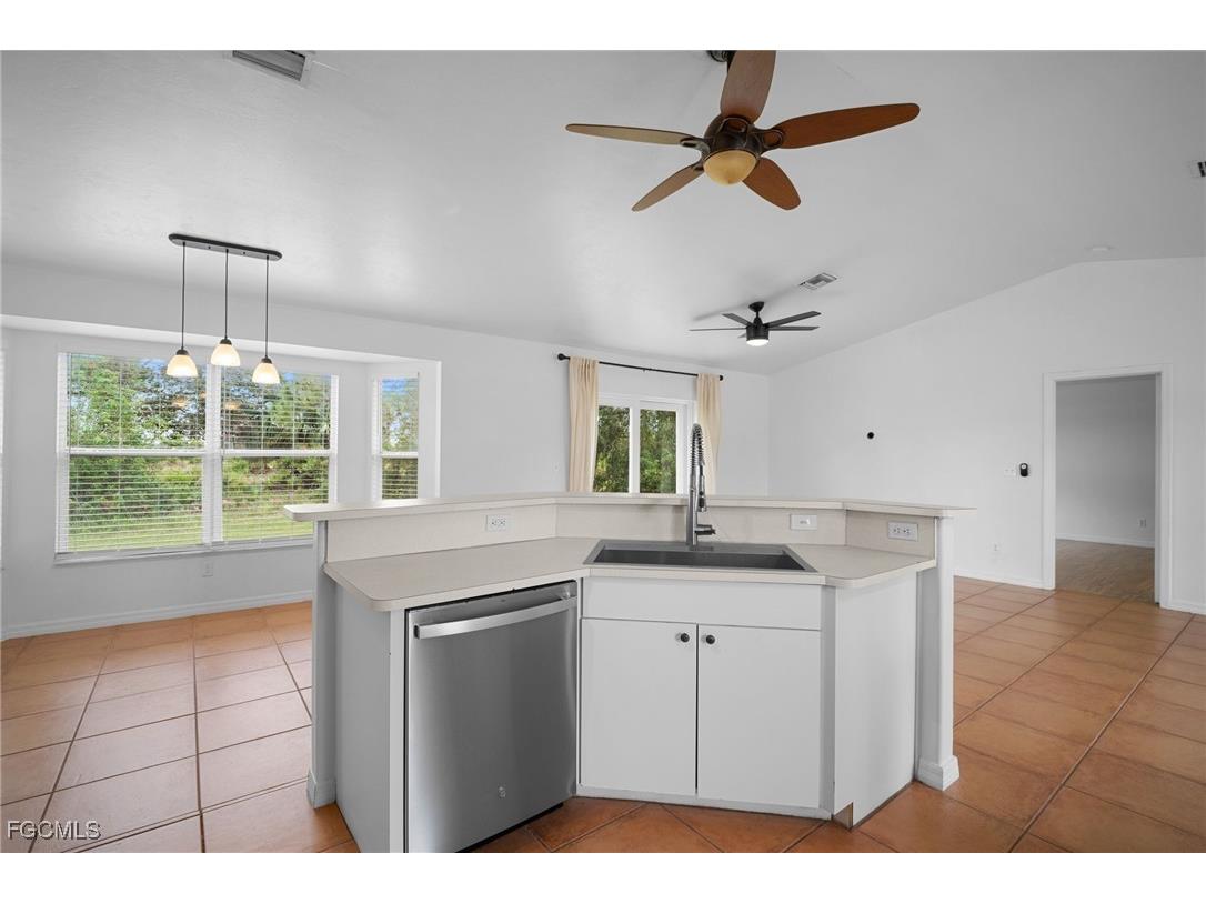 3011 50th Street SW Lehigh Acres FL 33976 2025018359 image11