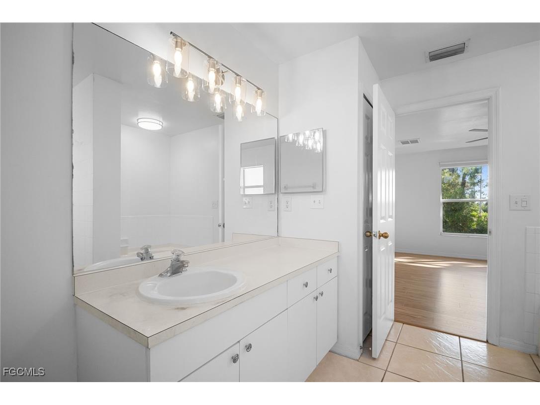 3011 50th Street SW Lehigh Acres FL 33976 2025018359 image28