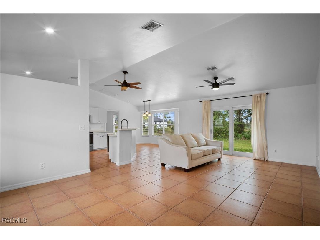 3011 50th Street SW Lehigh Acres FL 33976 2025018359 image6