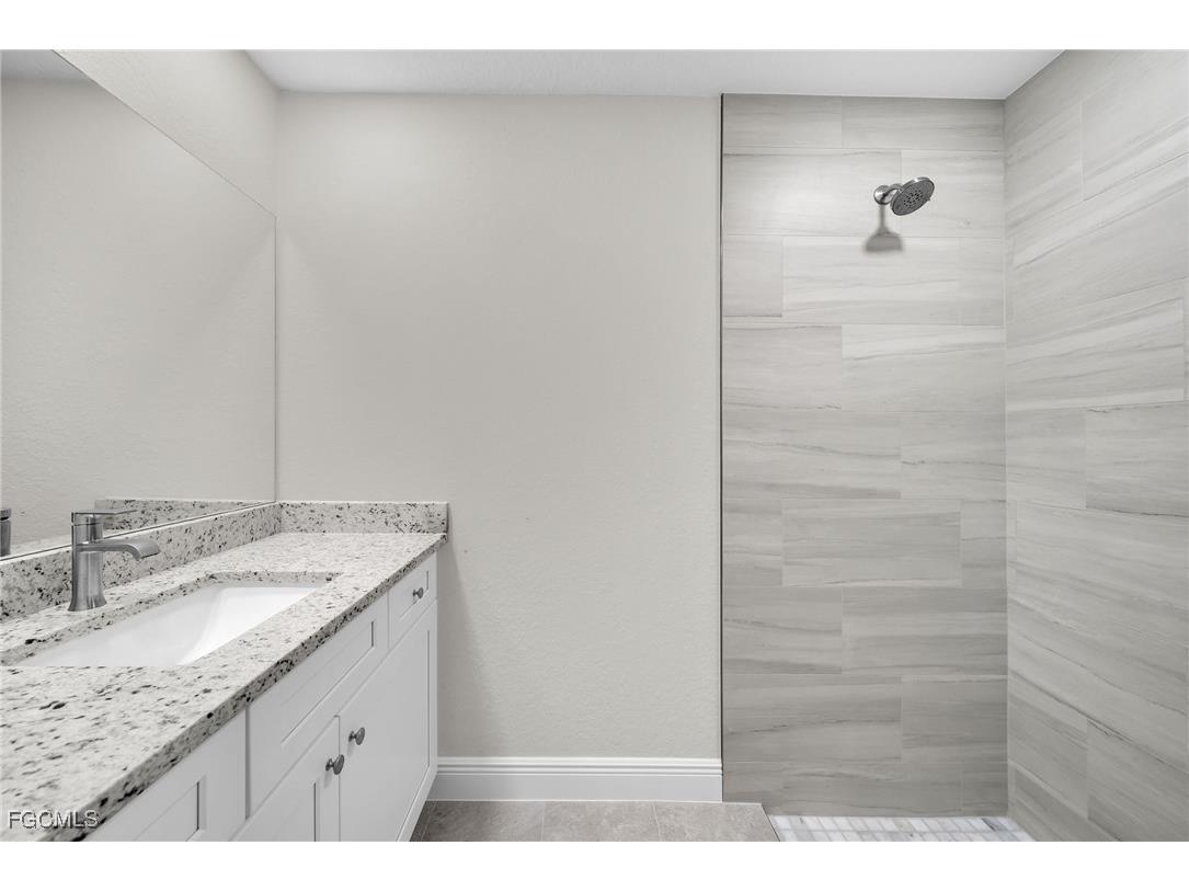 3011 71st Street W Lehigh Acres FL 33971 2025000147 image9