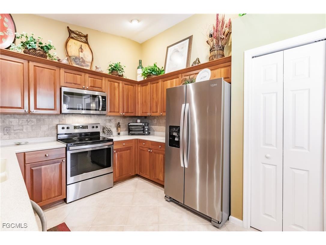 3011 Meandering Way #202 Fort Myers FL 33905 2025013487 image14