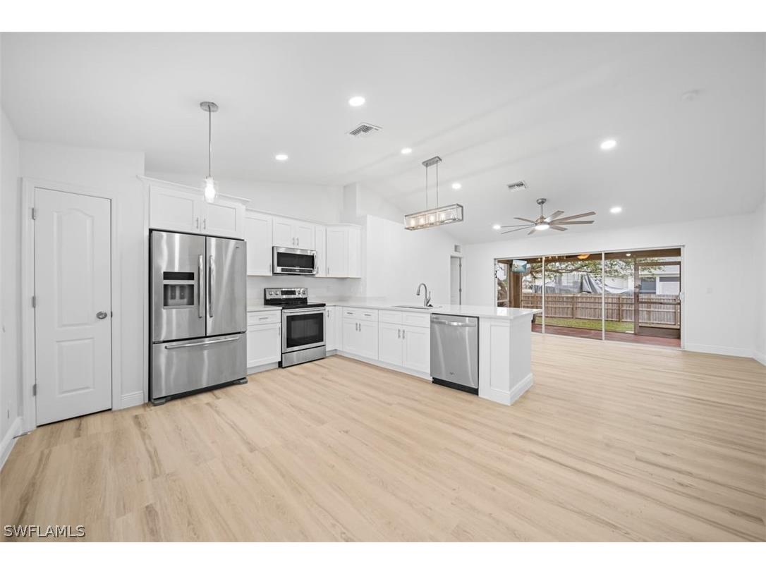 3011 NE 4th Avenue Cape Coral FL 33909 226011887 image4