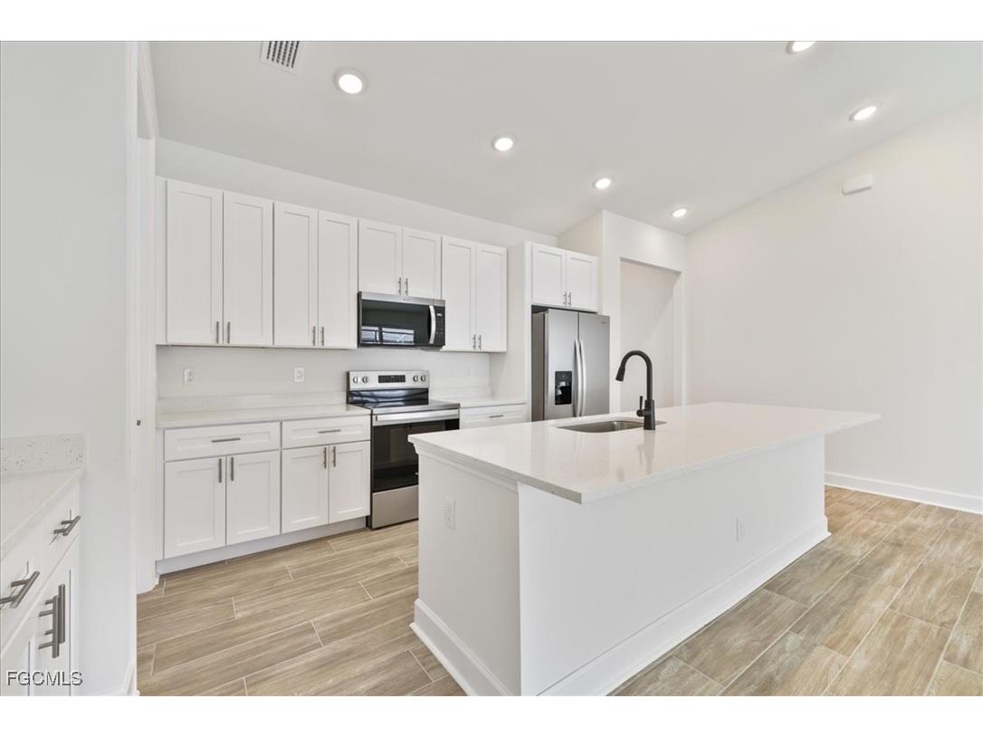 3011 SW 7th Avenue Cape Coral FL 33914 2026000358 image17