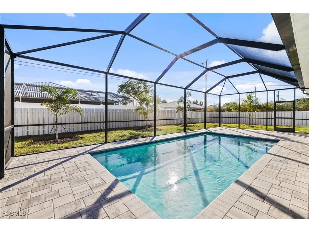 3011 SW 7th Avenue Cape Coral FL 33914 2026000358 image2