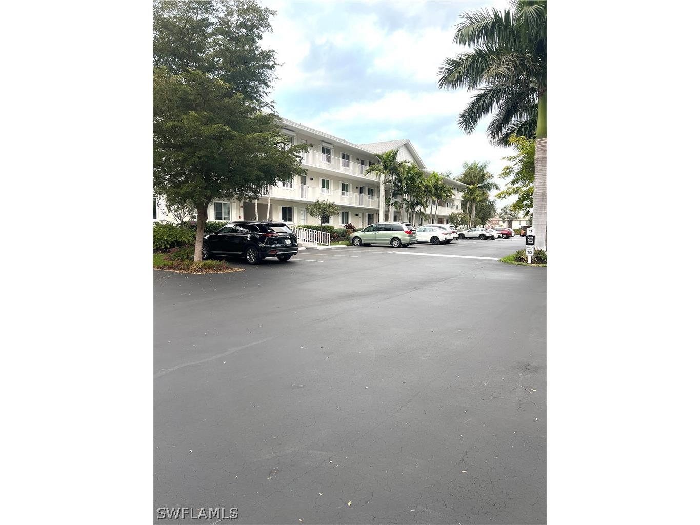 3011 Sandpiper Bay Circle #C102 Naples FL 34112 226008380 image2