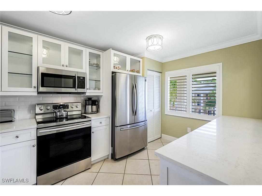 3011 Sandpiper Bay Circle #C303 Naples FL 34112 224078569 image1