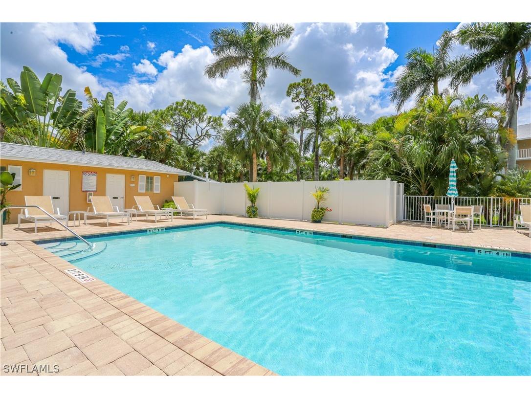 3012 Sandpiper Bay Circle #D301 Naples FL 34112 224057735 image1