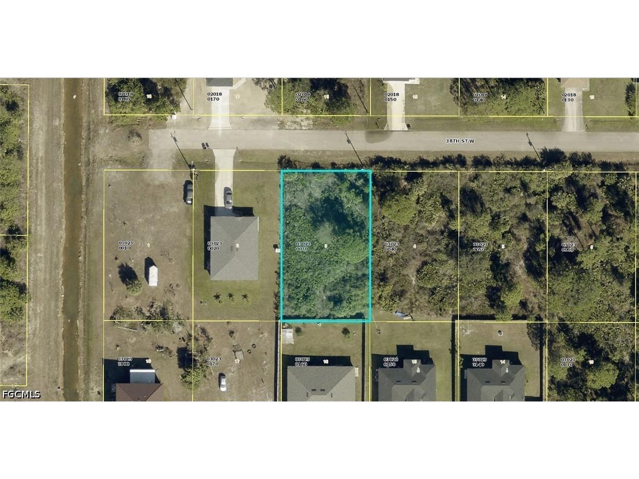 3013 38th Street W Lehigh Acres FL 33971 2026028649 image1