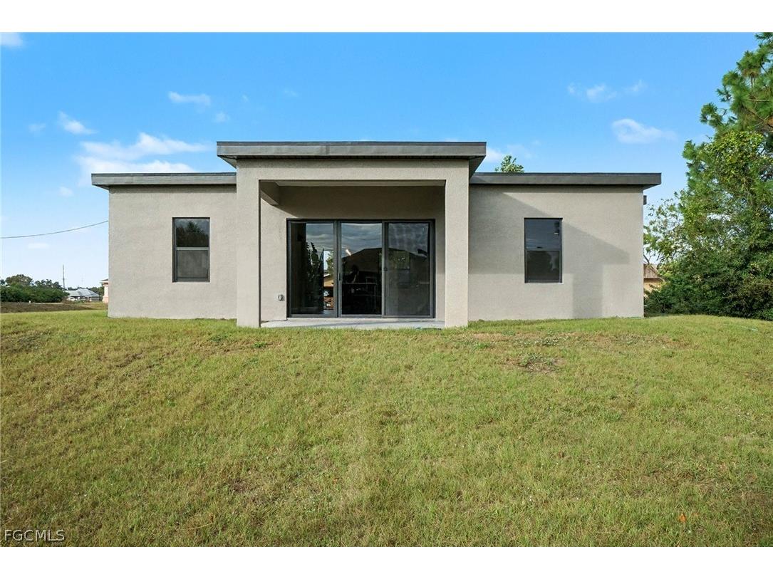 3013 4th Street SW Lehigh Acres FL 33976 2026009678 image32