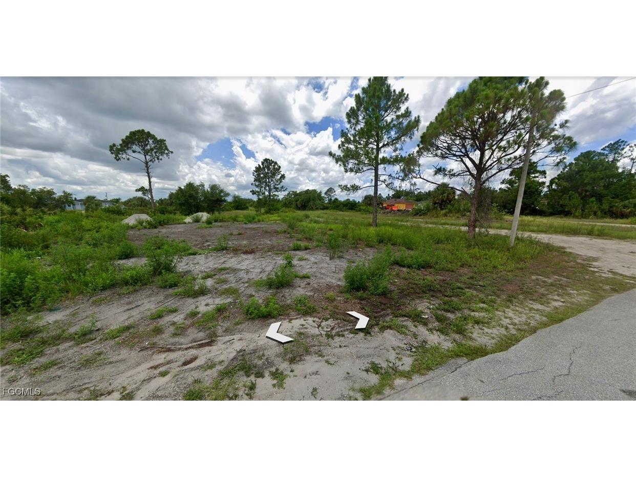 3013 68th Street W Lehigh Acres FL 33971 2025004380 image22
