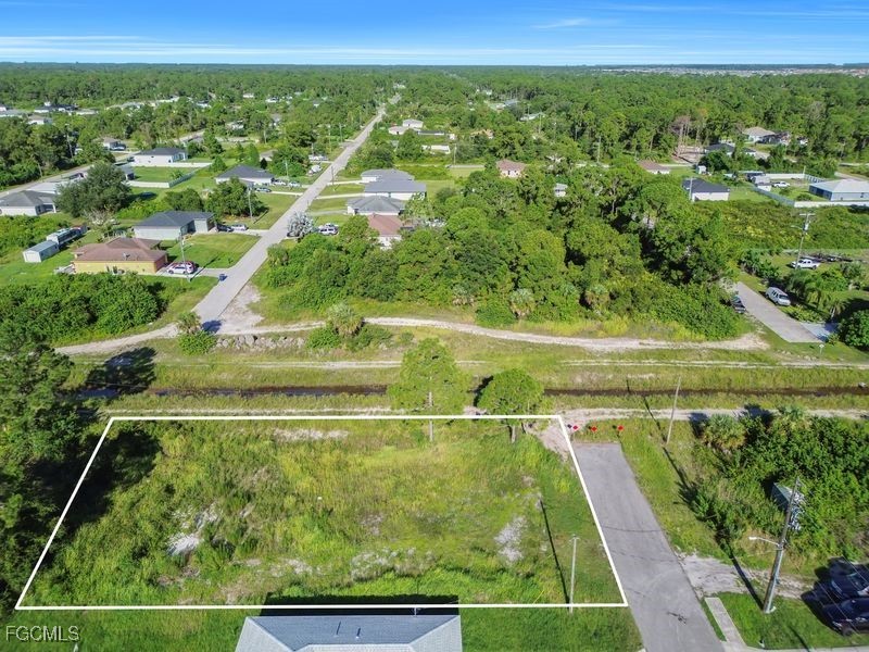 3013 68th Street W Lehigh Acres FL 33971 2025004380 image8