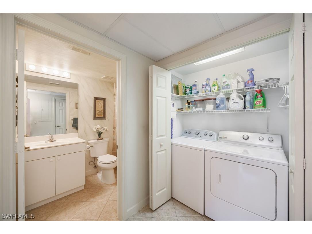 3013 Driftwood Way #2905 Naples FL 34109 226007236 image16