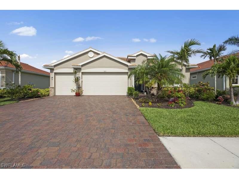 3013 Sunset Pointe Circle Cape Coral FL 33914 223043816 image1