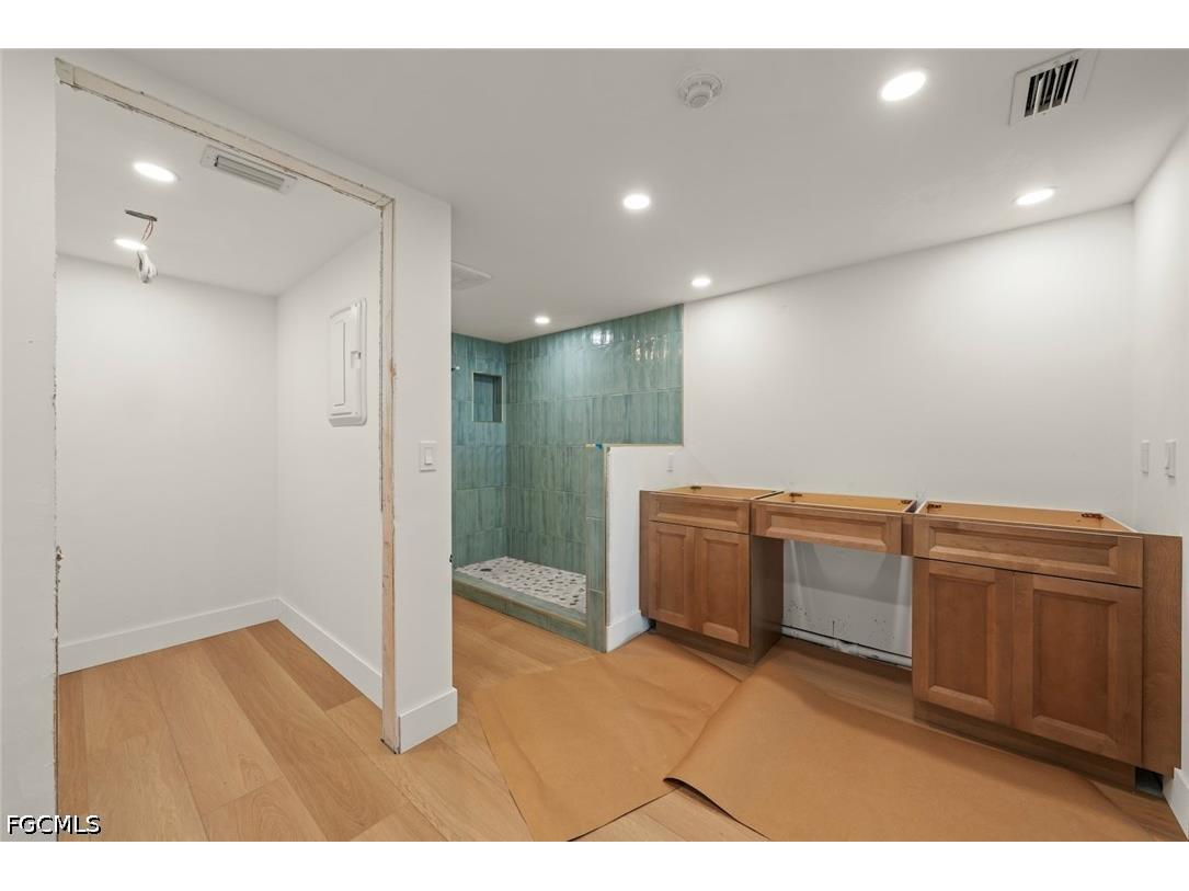 3013 W Gulf Drive #202 Sanibel FL 33957 2026019962 image35