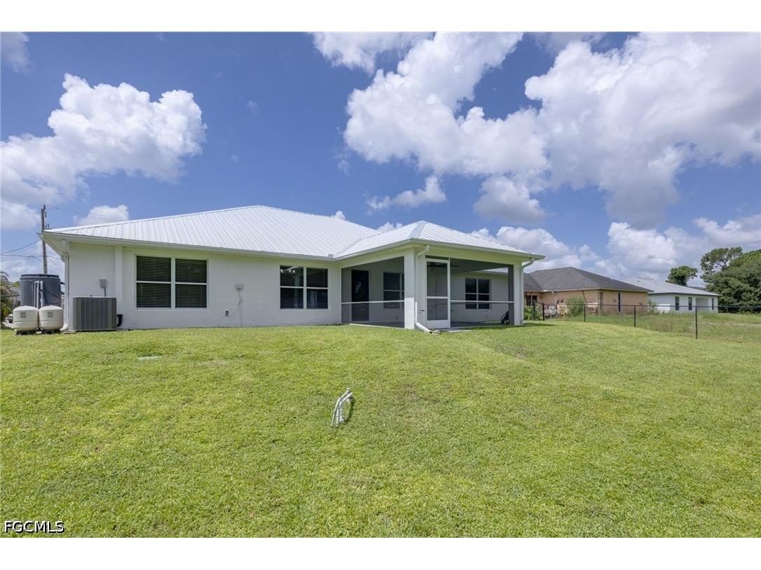 3014 11th Street W Lehigh Acres FL 33971 2026028477 image4