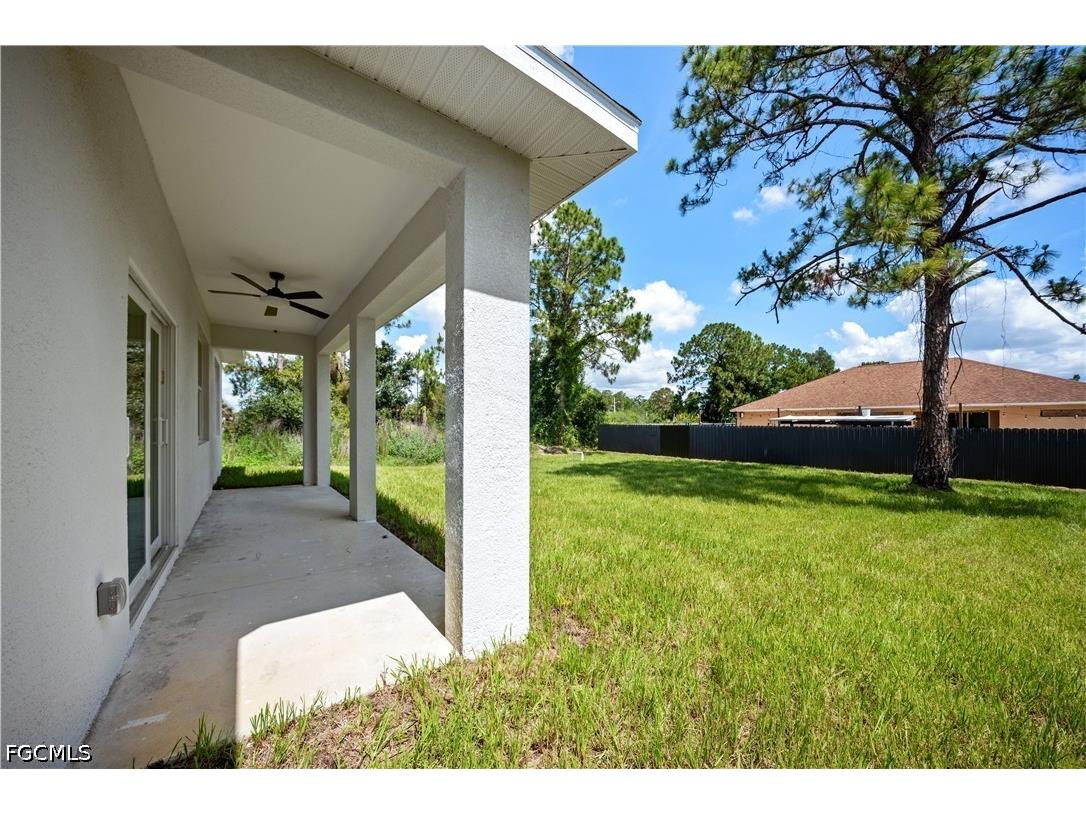 3014 38th Street W Lehigh Acres FL 33971 2026026452 image25