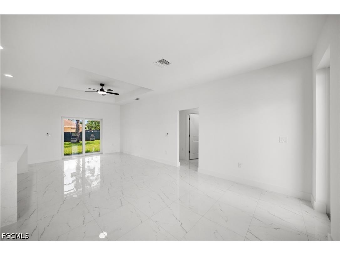 3014 38th Street W Lehigh Acres FL 33971 2026026452 image5