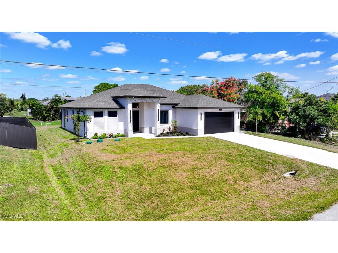 3014 6th Street W Lehigh Acres FL 33971 2025015025 image2