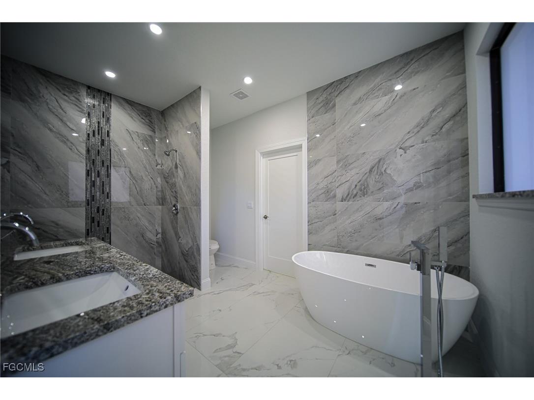 3014 6th Street W Lehigh Acres FL 33971 2025015025 image22