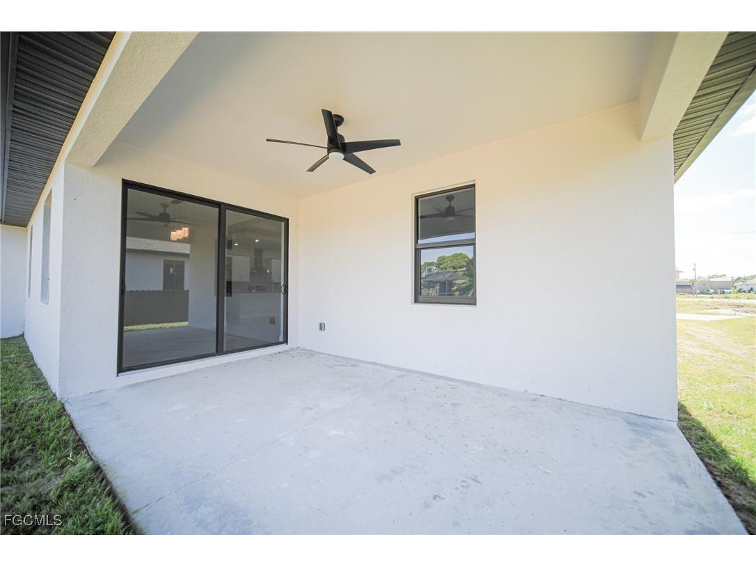 3014 6th Street W Lehigh Acres FL 33971 2025015025 image36