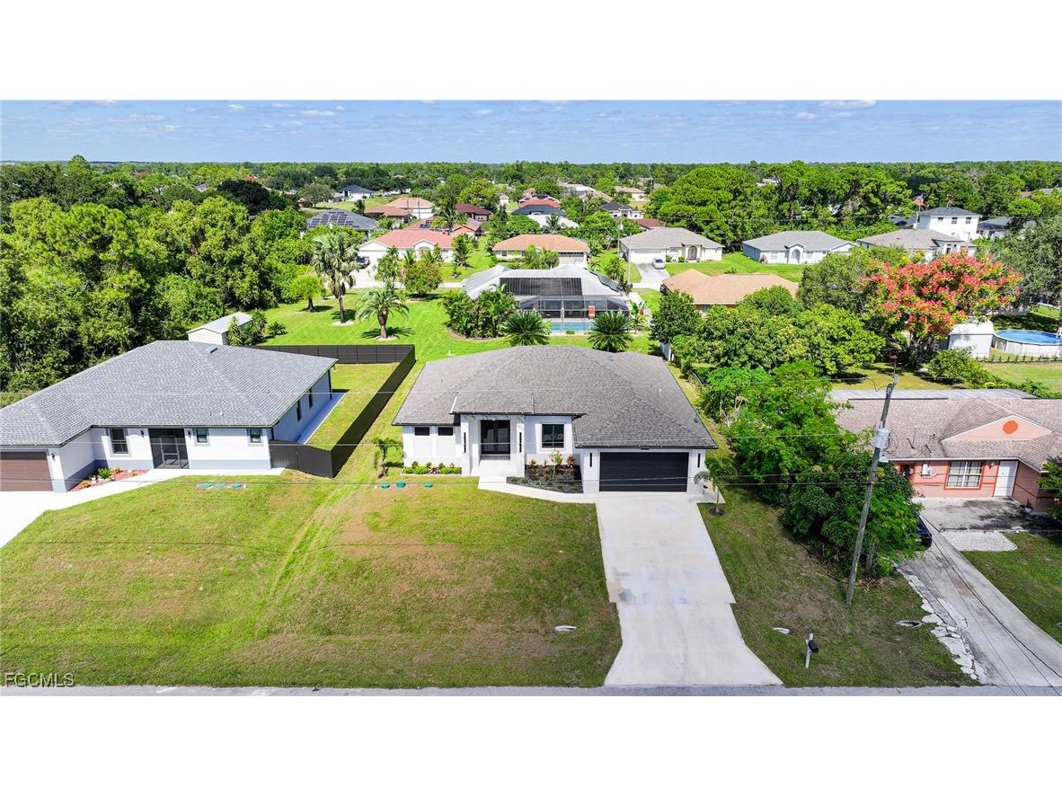 3014 6th Street W Lehigh Acres FL 33971 2025015025 image5