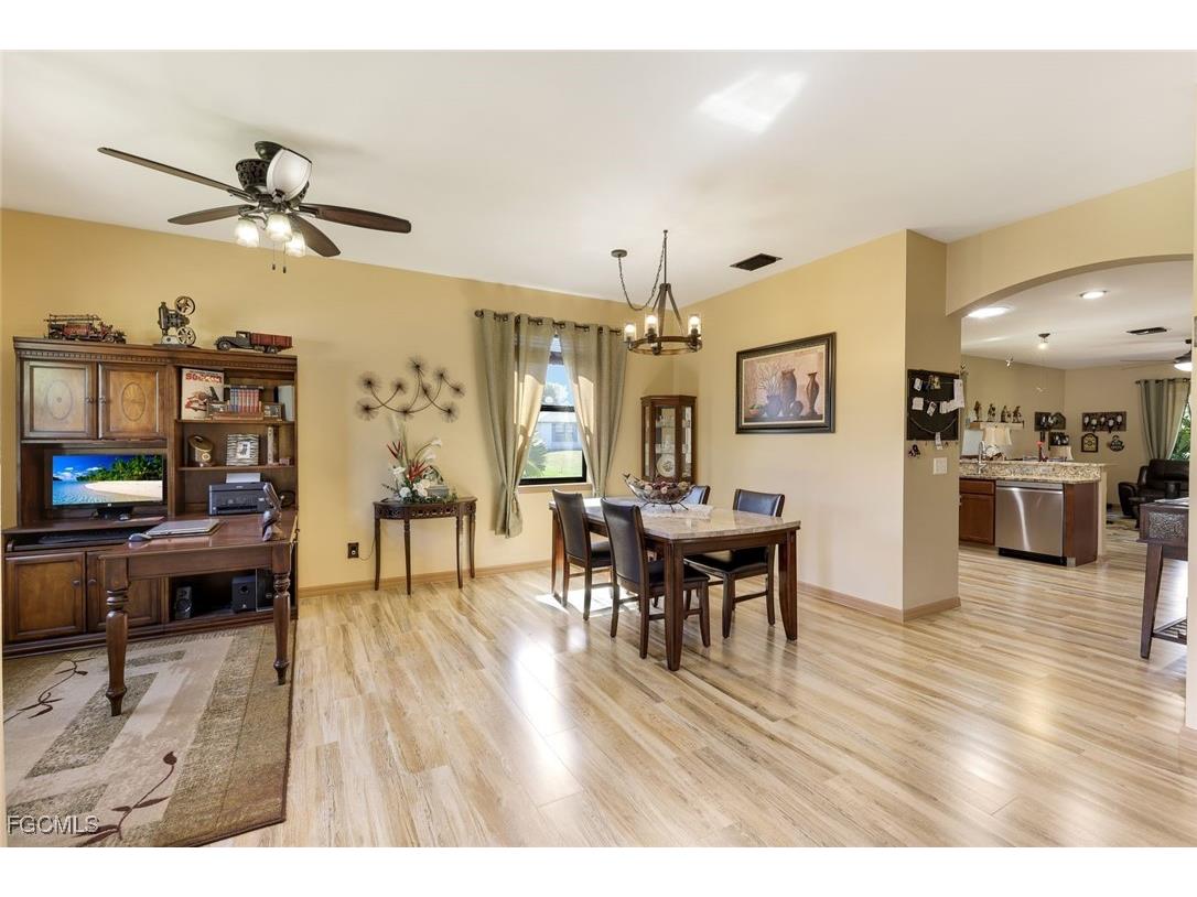 3014 SW 9th Place Cape Coral FL 33914 2025019259 image10