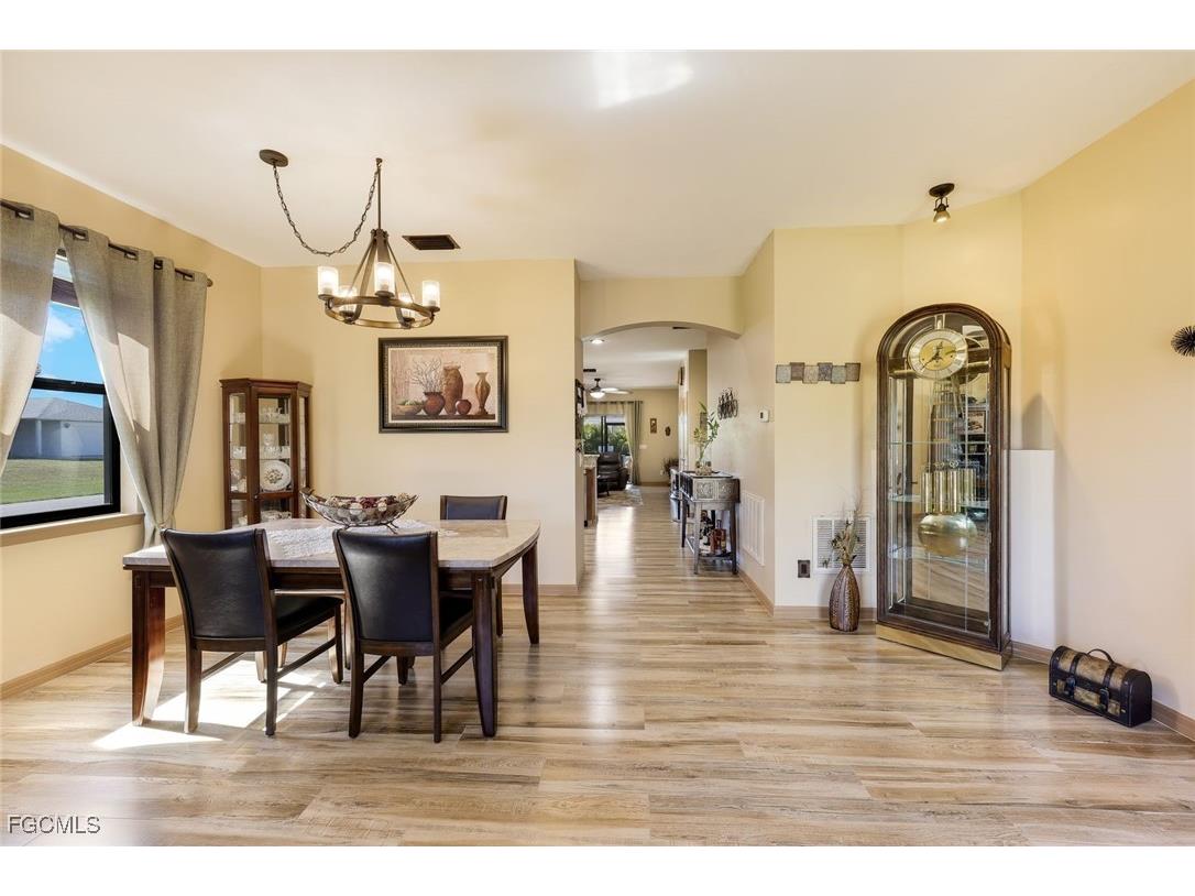 3014 SW 9th Place Cape Coral FL 33914 2025019259 image11