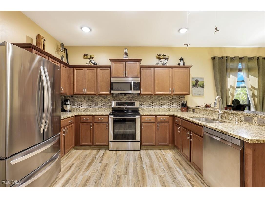 3014 SW 9th Place Cape Coral FL 33914 2025019259 image17