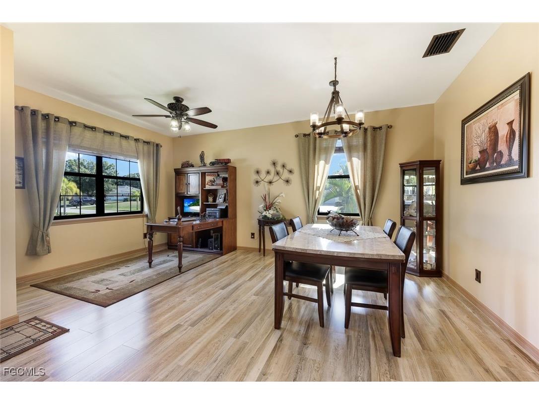 3014 SW 9th Place Cape Coral FL 33914 2025019259 image8