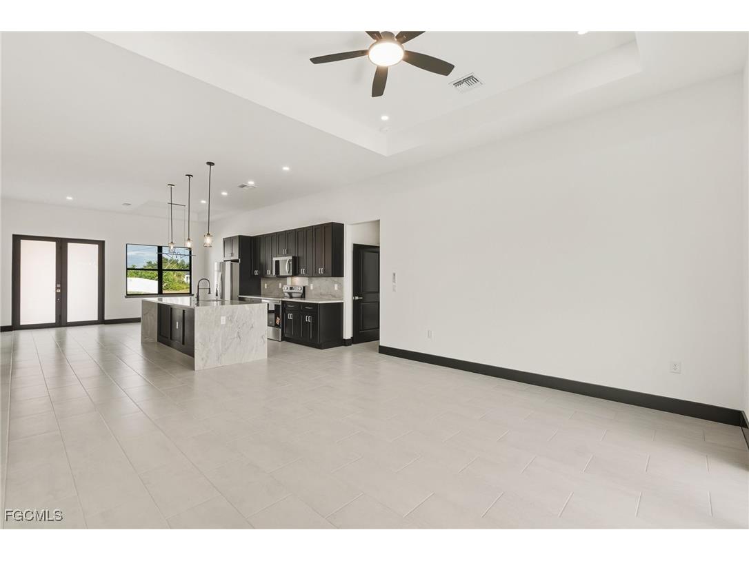 3015 3rd Street SW Lehigh Acres FL 33976 2025022414 image10