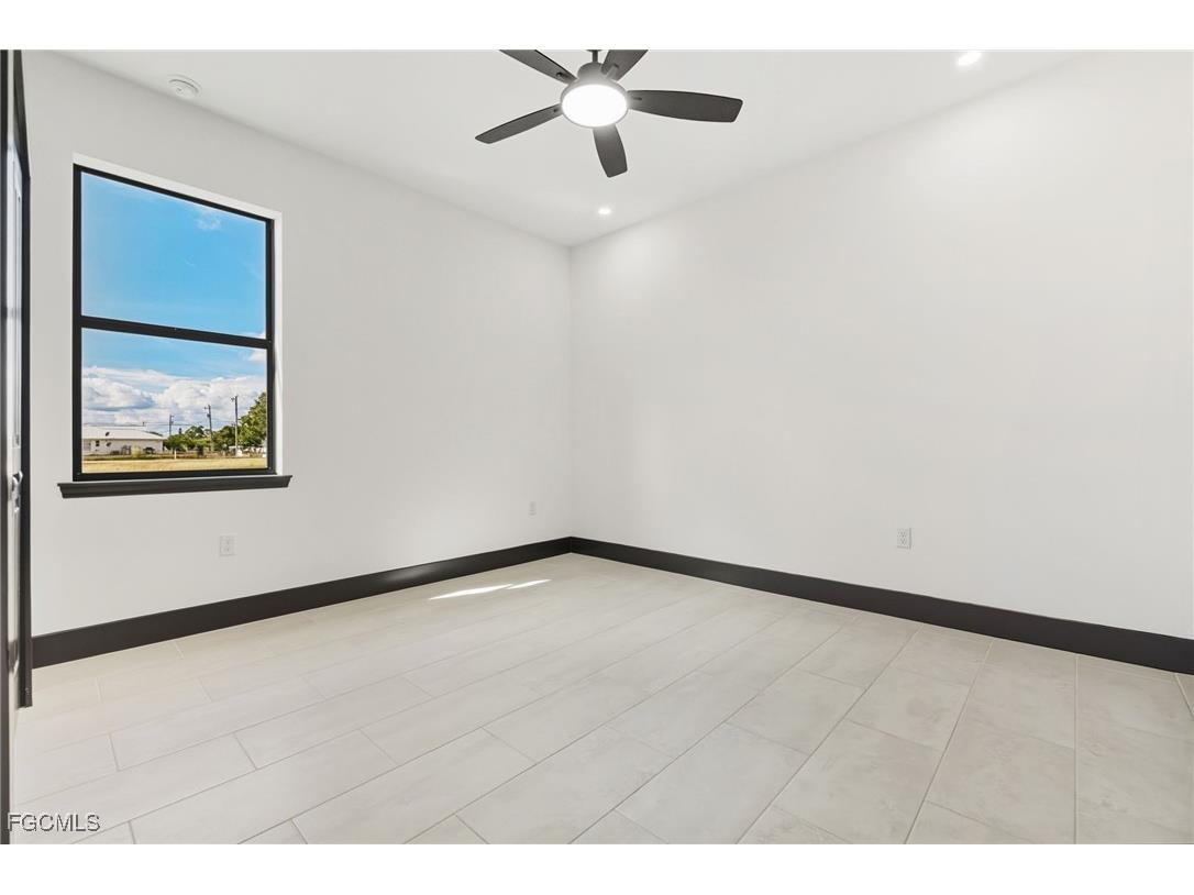 3015 3rd Street SW Lehigh Acres FL 33976 2025022414 image21