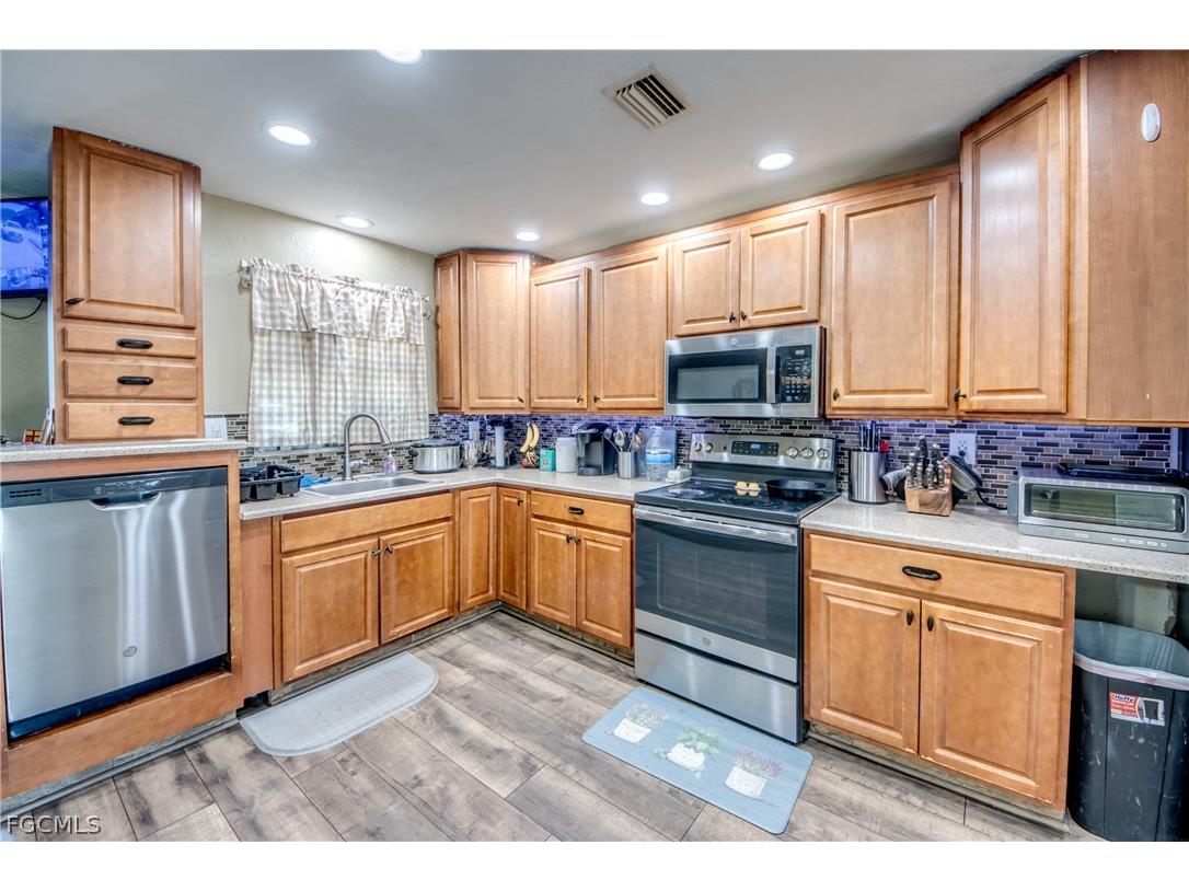 3015 8th Street SW Lehigh Acres FL 33976 2026007203 image13