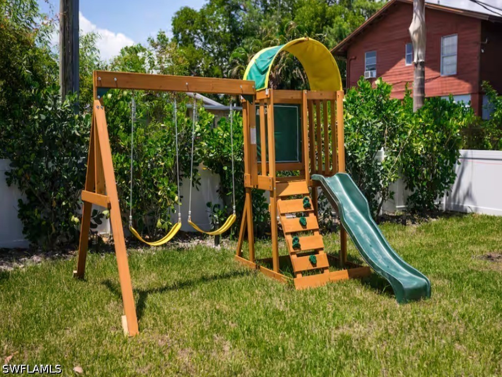 3015 Karen Drive Naples FL 34112 226019971 image23