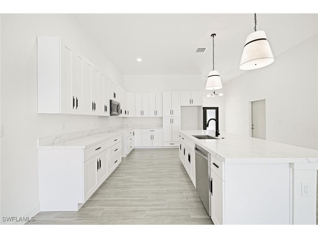 3016 11th Street SW Lehigh Acres FL 33976 225068911 image8