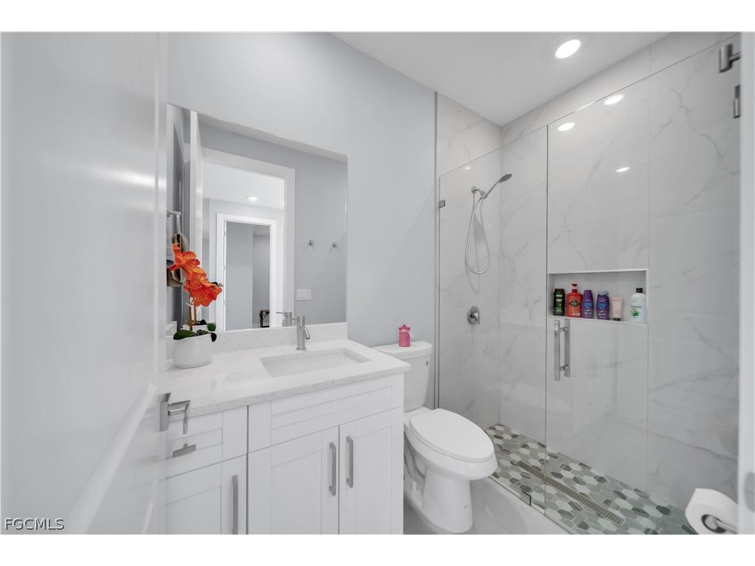 3016 6th Street W Lehigh Acres FL 33971 2026006140 image11