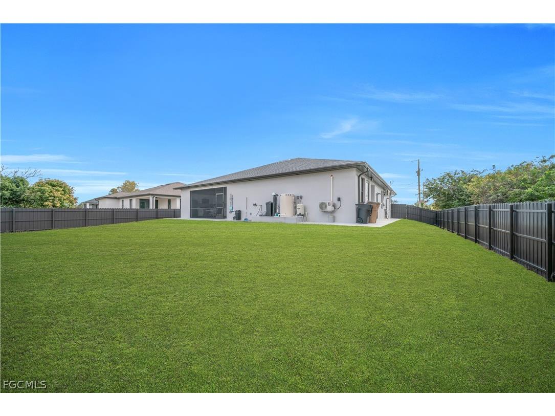3016 6th Street W Lehigh Acres FL 33971 2026006140 image30