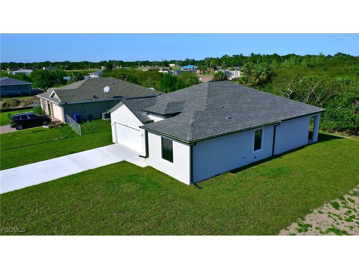 3016 Beacon Lane Labelle FL 33935 2025009984 image4