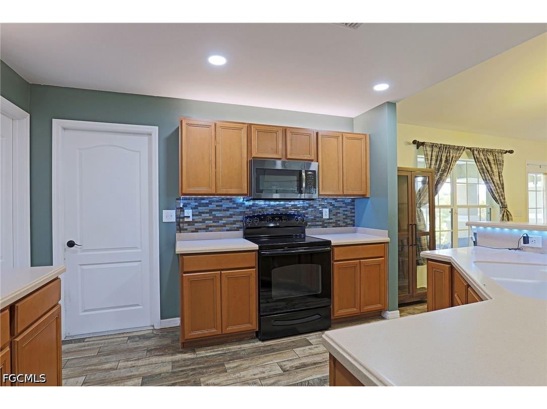 3016 SW 23rd Avenue Cape Coral FL 33914 2026018540 image13