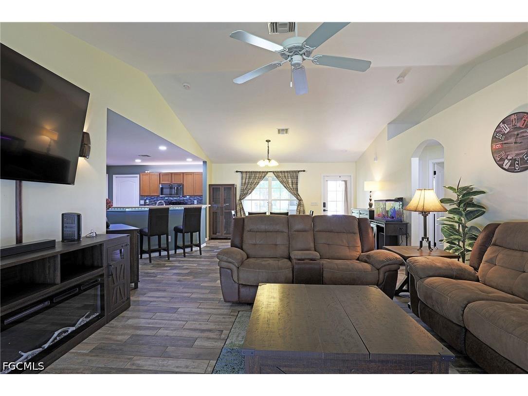 3016 SW 23rd Avenue Cape Coral FL 33914 2026018540 image23