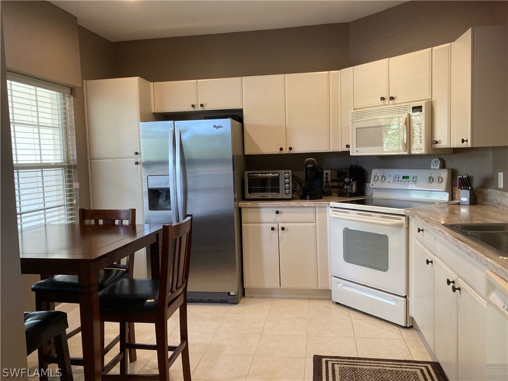 3017 Driftwood Way #3004 Naples FL 34109 226006071 image2