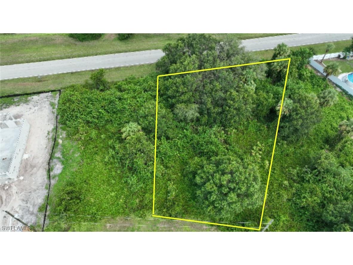 3017 June Circle Labelle FL 33935 223067493 image1