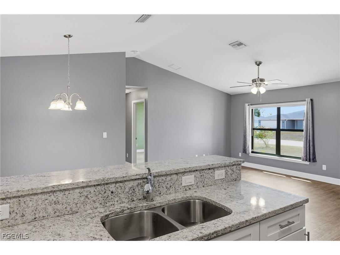 3017 NE 2nd Avenue Cape Coral FL 33909 2026011378 image10