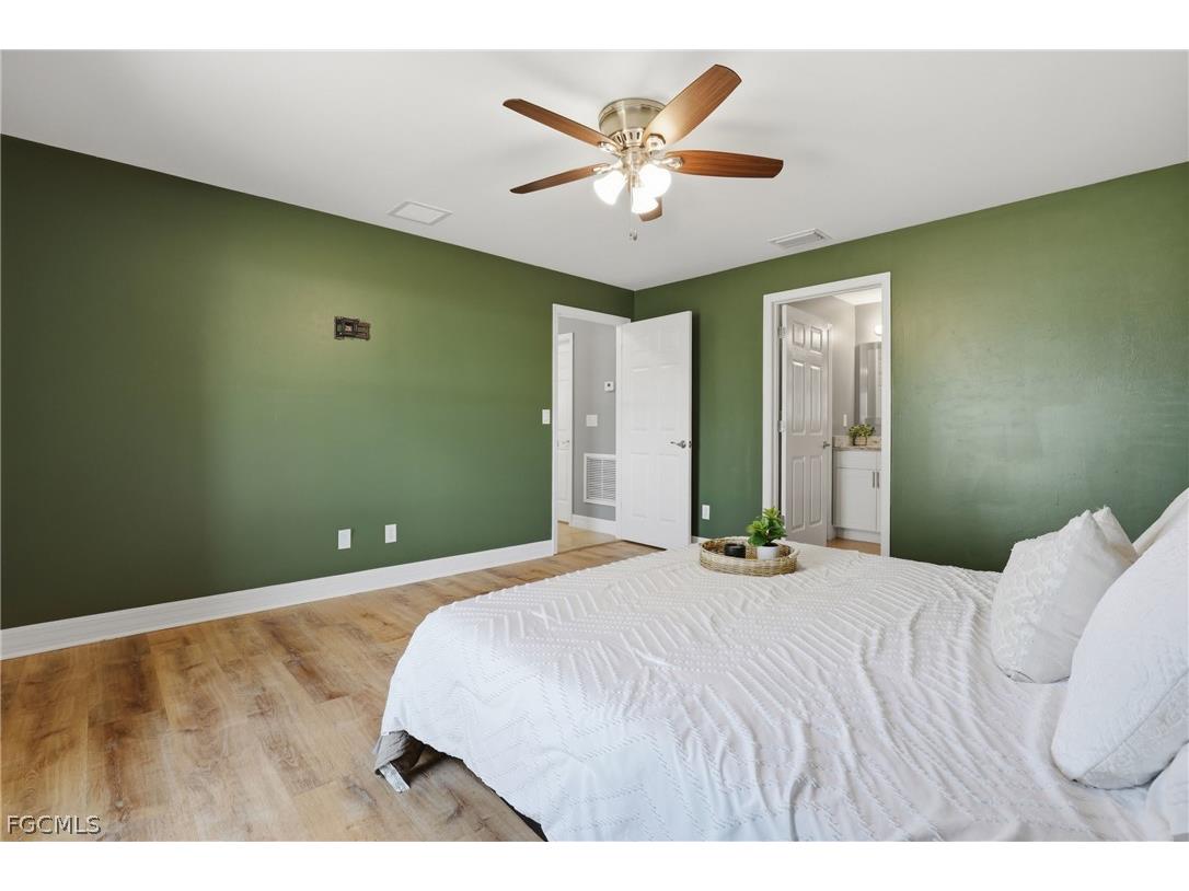 3017 NE 2nd Avenue Cape Coral FL 33909 2026011378 image13