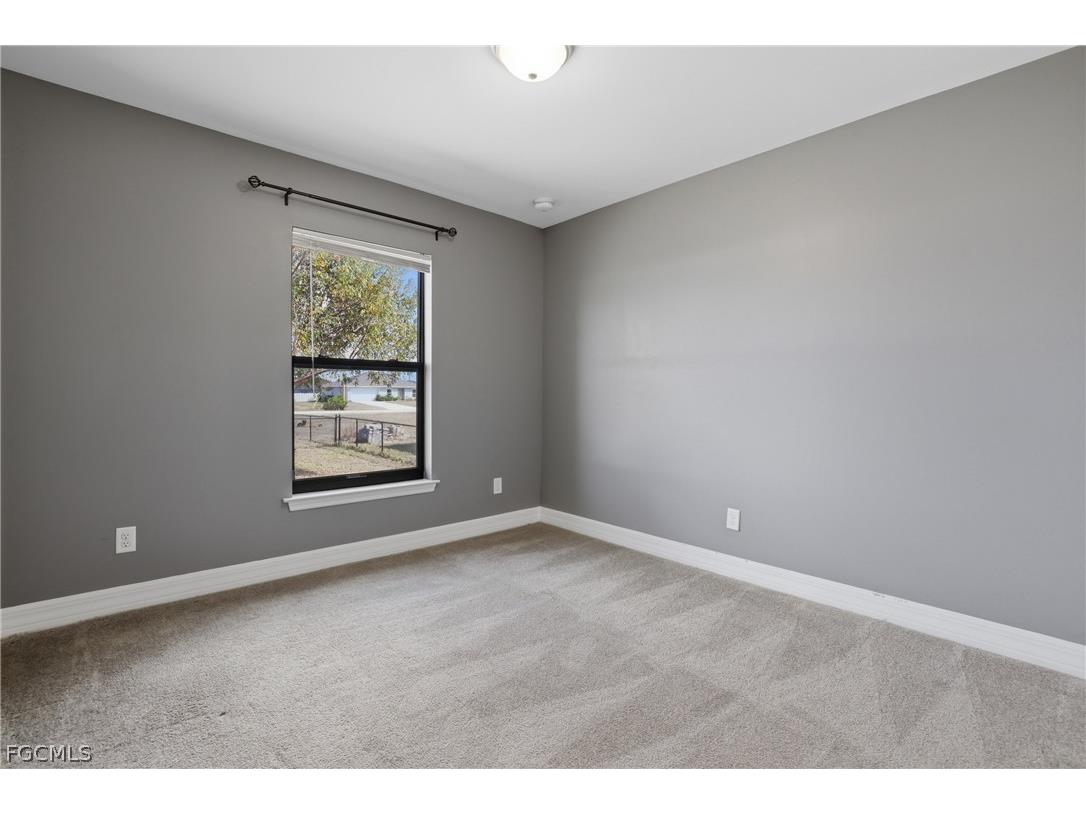 3017 NE 2nd Avenue Cape Coral FL 33909 2026011378 image18