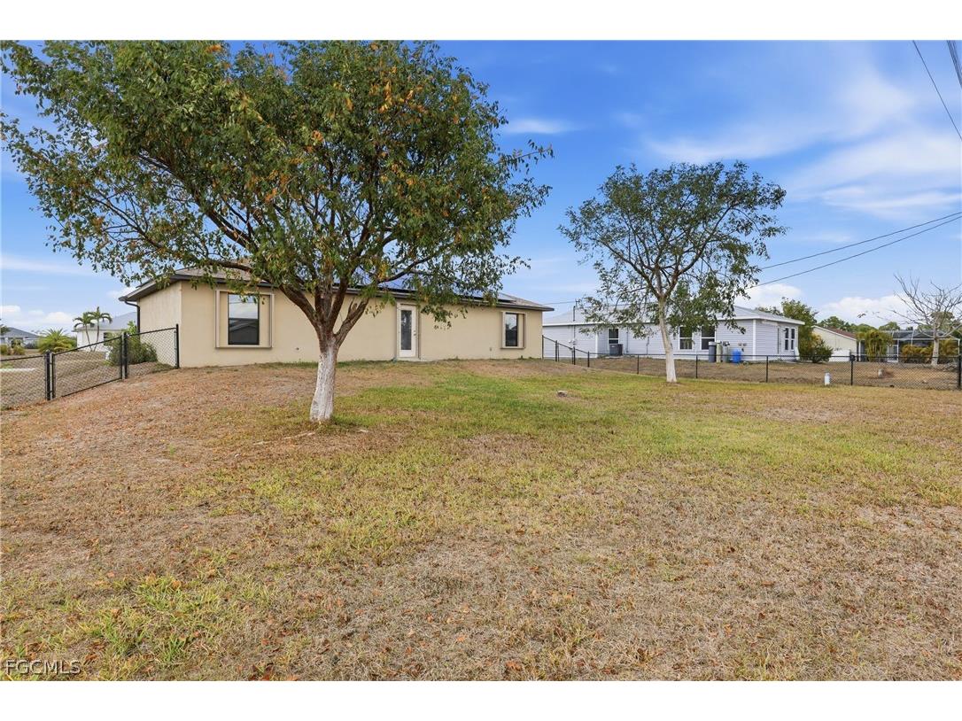 3017 NE 2nd Avenue Cape Coral FL 33909 2026011378 image21