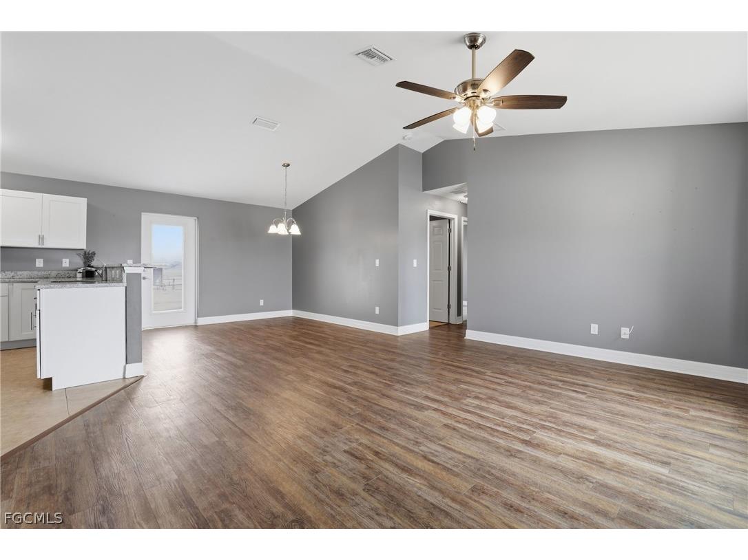 3017 NE 2nd Avenue Cape Coral FL 33909 2026011378 image5